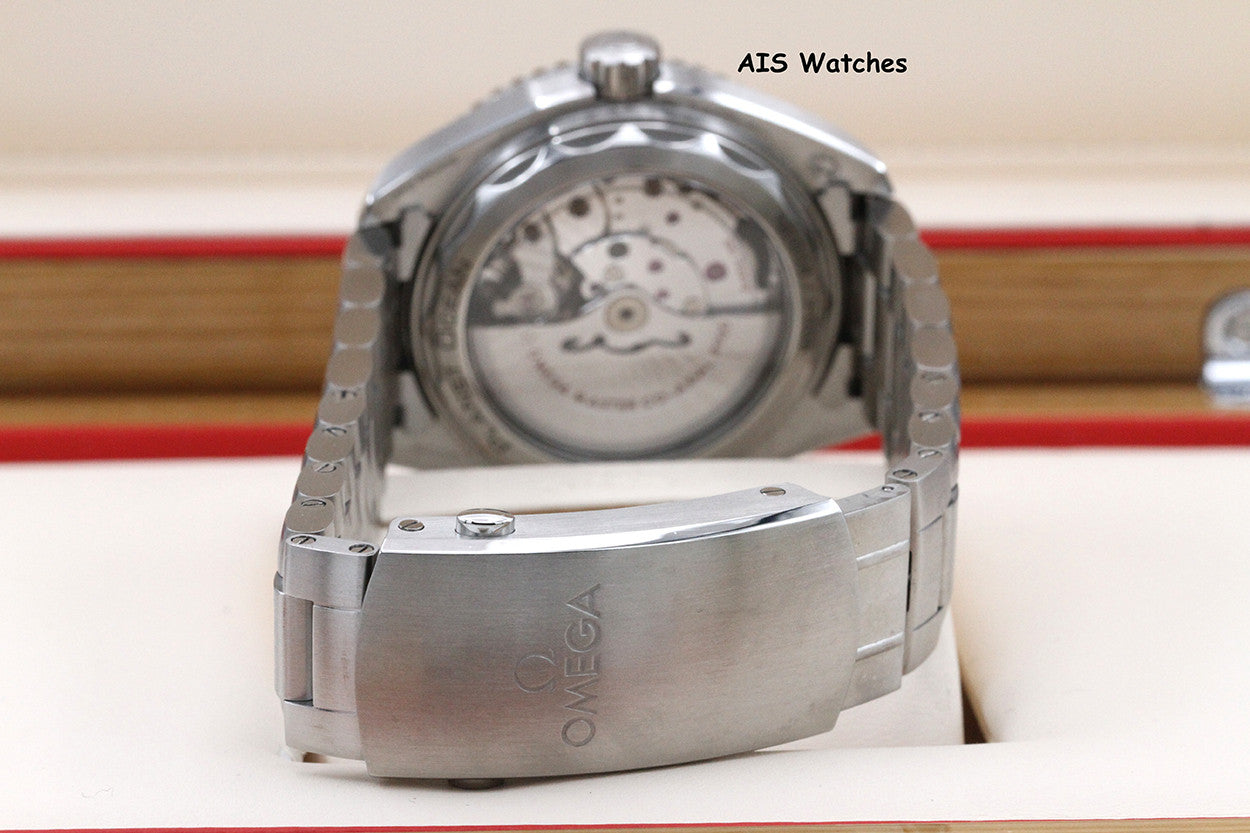 Omega Seamaster Planet Ocean 600M 215.30.44.21.01.001 43MM Black Dial B&P