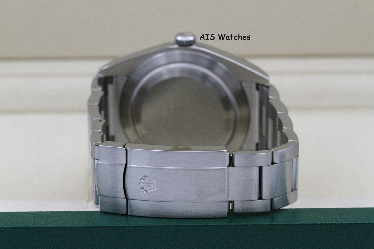 Rolex 114300 Oyster Perpetual 39MM Blue Dial 2018 Box & Paper