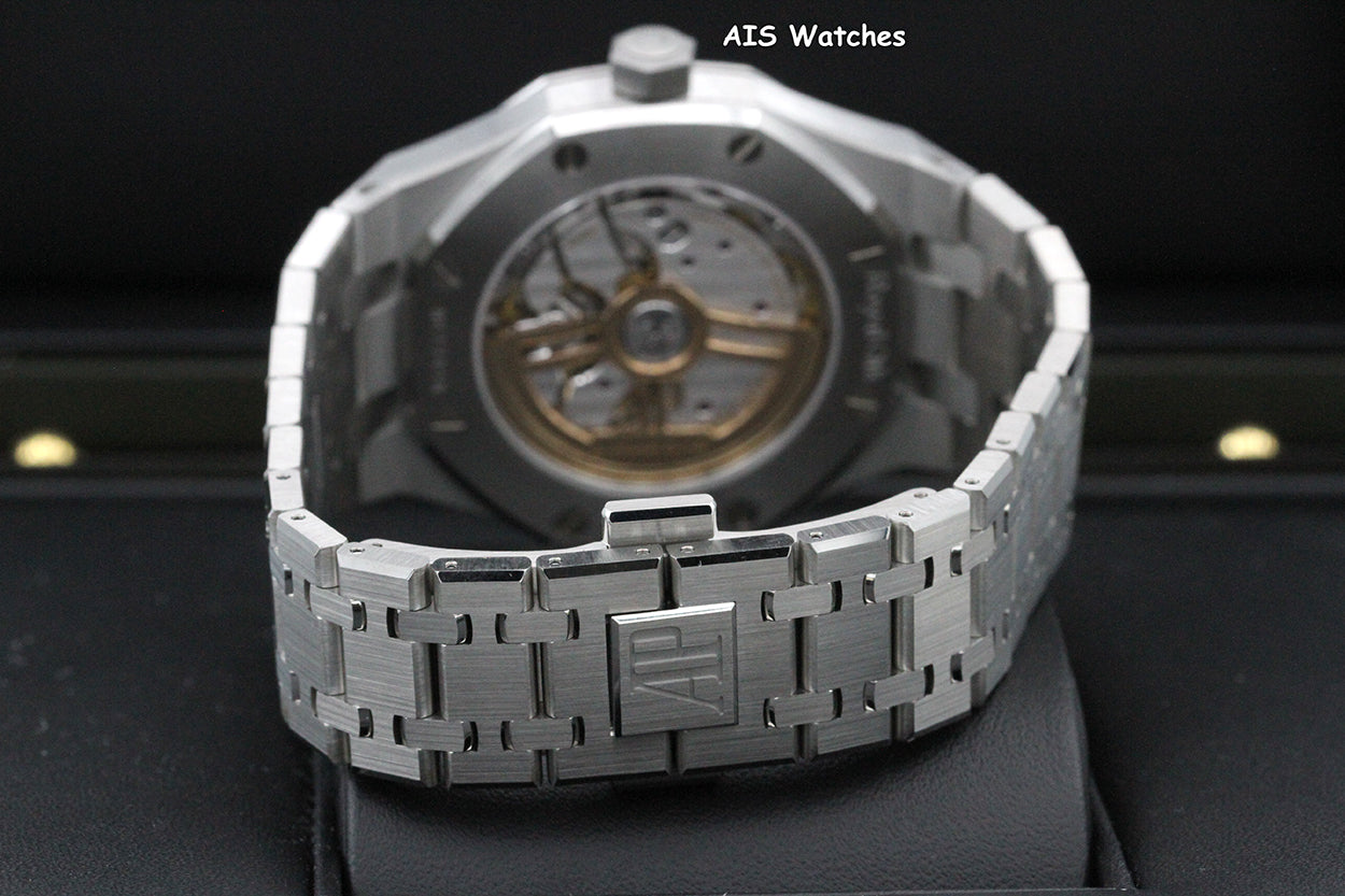 BNIB Audemars Piguet 15550ST Royal Oak Ice Blue Dial 37MM Box & Papers