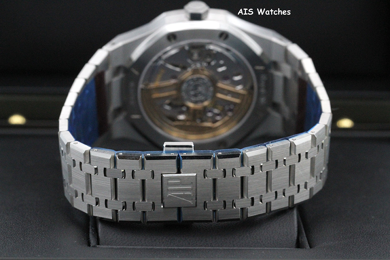 BNIB Audemars Piguet 15510ST.OO.1320ST.07 Royal Oak Black Dial 41MM Box & Paper