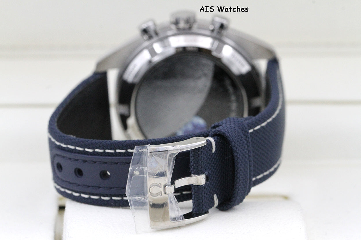 BNIB Omega SpeedMaster Moonwatch Apollo 13 Silver Snoopy 310.32.42.50.02.001 BP