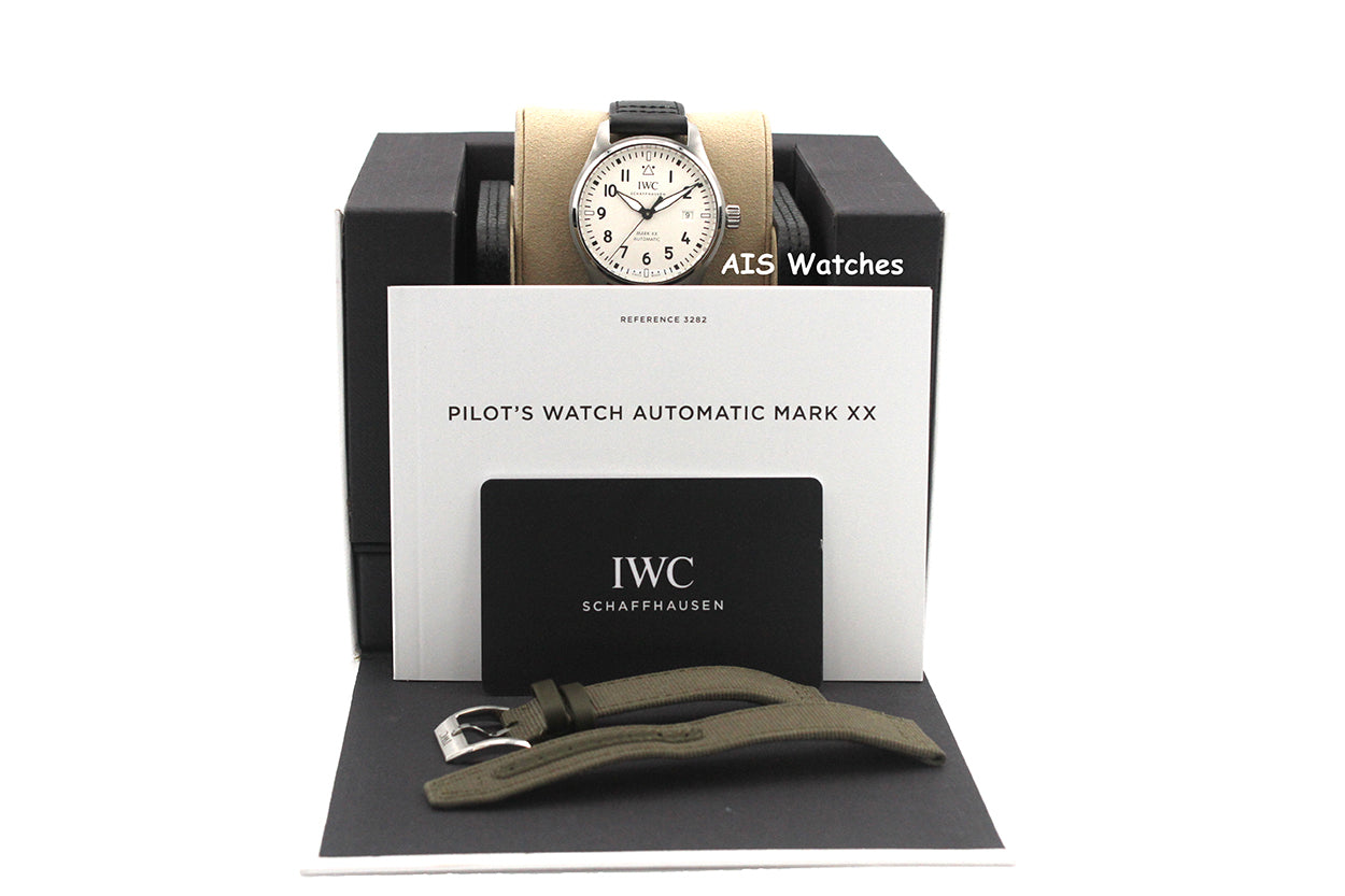 IWC Schaffhausen IW328207 Pilot 40MM White Dial 2023 B&P