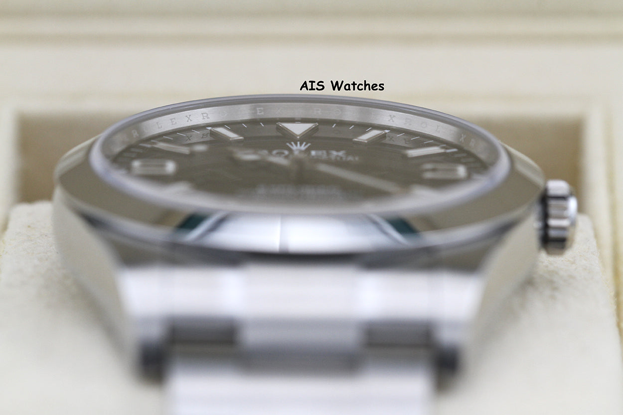 Rolex Explorer 214270 39MM MK2 Dial 2019 Box & Papers