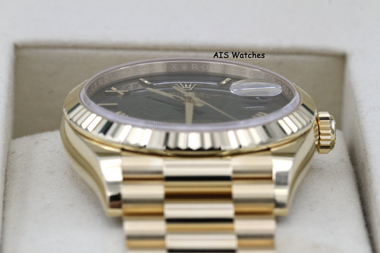 BNIB Rolex 128238 DayDate 36MM DD36 Yellow Gold Green Ombre Roman Dial B&P