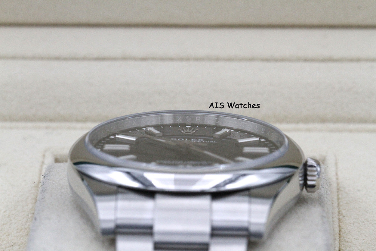 Rolex 124300 Oyster Perpetual 41 MM Black Dial 2022 Box & Papers