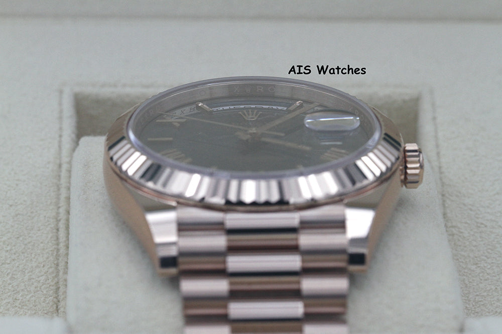 BNIB Rolex 228235 DayDate 40MM DD40 Rose Gold Olive Green Roman Dial B&P