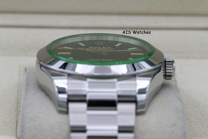 Rolex Milgauss 116400GV Black Dial / Green Crystal 2021 Box & Papers