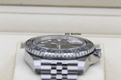 BNIB Rolex GMT Master II 126710GRNR Jubilee Black / Grey Bezel Bruce Wayne B&P
