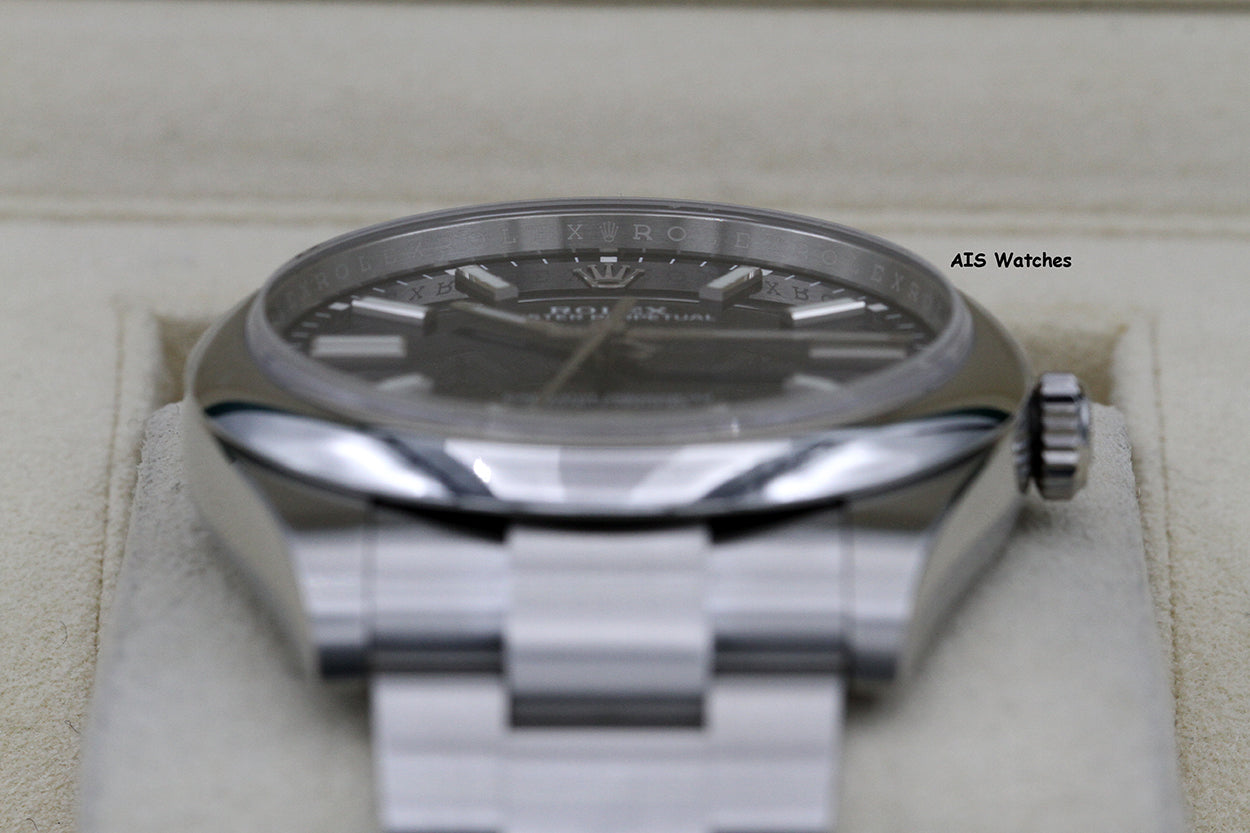 Rolex 124300 Oyster Perpetual 41 MM Blue Dial 2020 Box & Papers