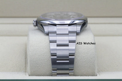 BNIB Rolex 124300 Oyster Perpetual 41MM Green Dial Box & Papers