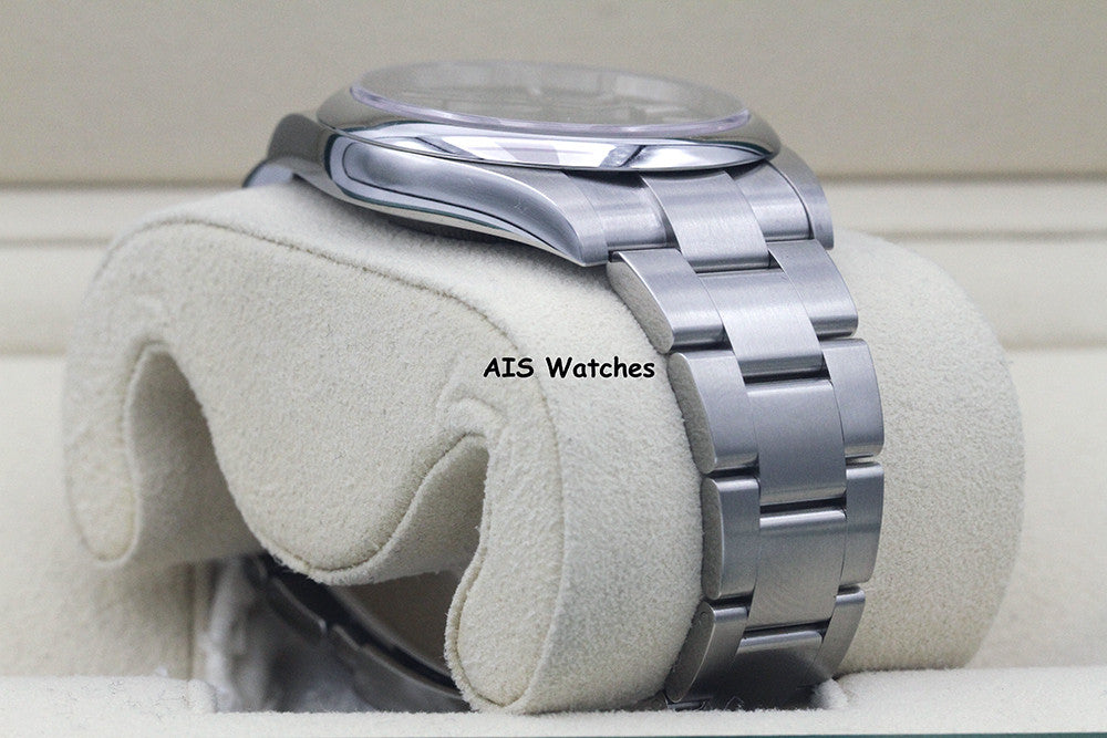 BNIB Rolex 124300 Oyster Perpetual 41MM Green Dial Box & Papers