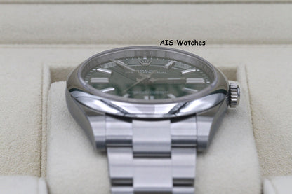 BNIB Rolex 124300 Oyster Perpetual 41MM Green Dial Box & Papers