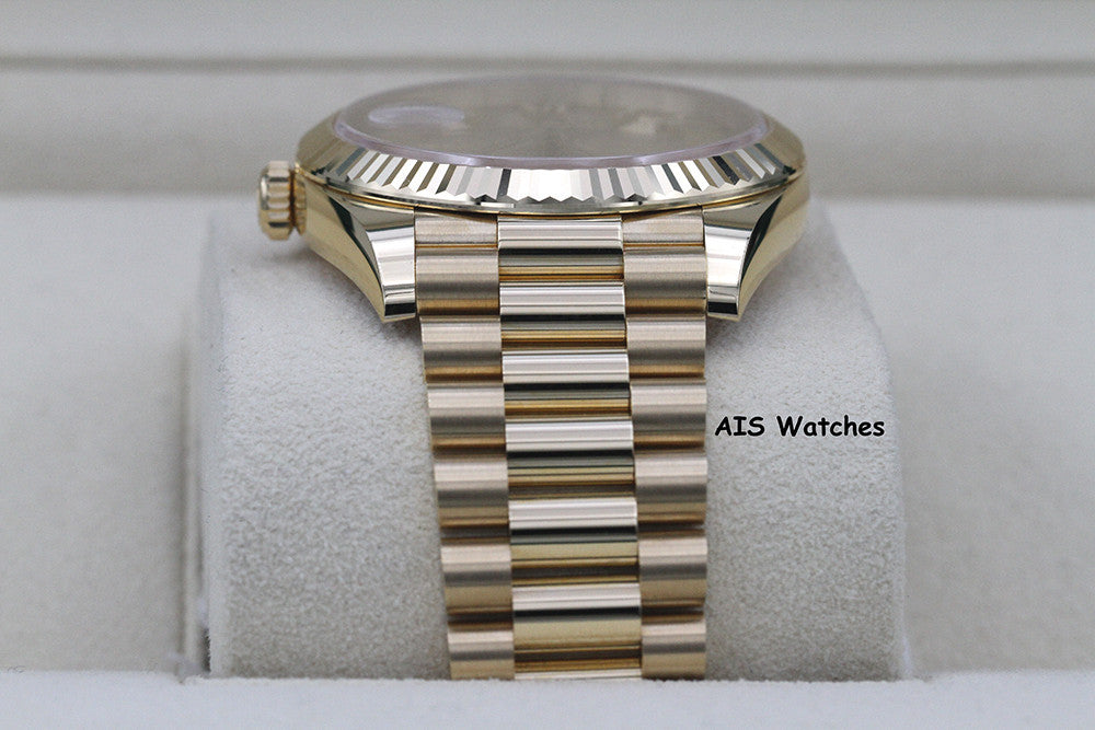 BNIB Rolex 228238 DayDate 40MM DD40 Yellow Gold Champagne Roman Dial