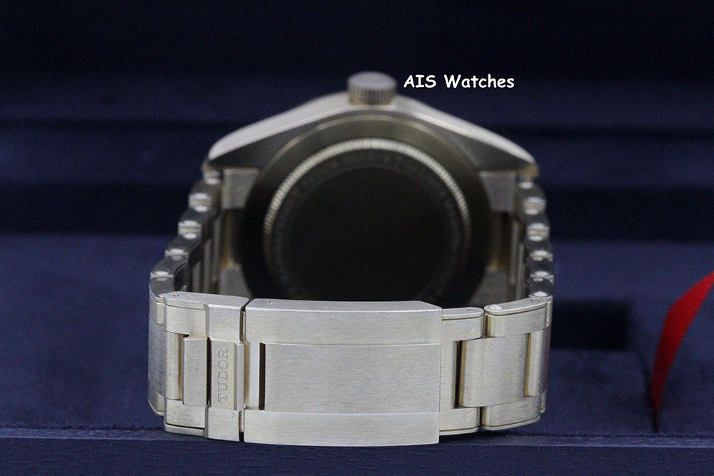 BNIB Tudor 79012M Black Bay 58 Bronze Boutique Edition 39MM Box & Paper