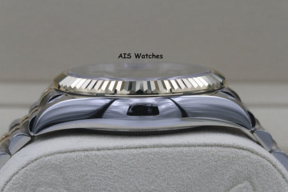 Rolex 326933 Sky-Dweller 18K Yellow Gold / SS Jubilee Black Dial Box & Papers