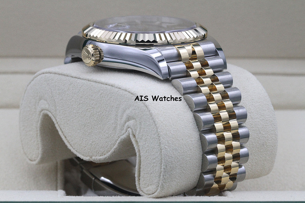Rolex 326933 Sky-Dweller 18K Yellow Gold / SS Jubilee Black Dial Box & Papers