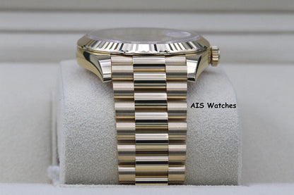 BNIB Rolex 228238 DayDate 40MM DD40 Yellow Gold Silver Roman Dial