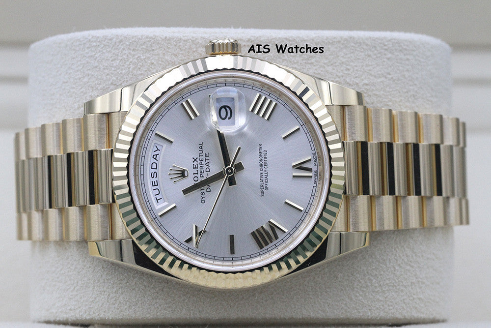BNIB Rolex 228238 DayDate 40MM DD40 Yellow Gold Silver Roman Dial