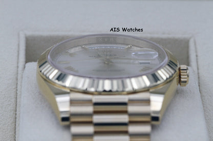 BNIB Rolex 228238 DayDate 40MM DD40 Yellow Gold Silver Roman Dial