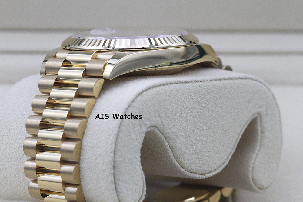 BNIB Rolex 228238 DayDate 40MM DD40 Yellow Gold Silver Roman Dial