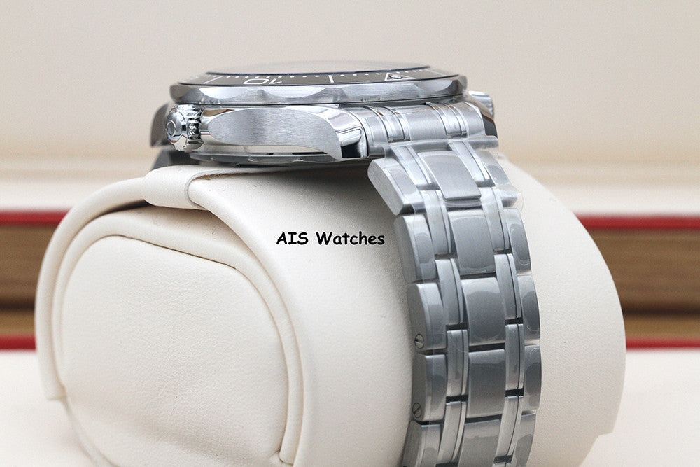 BNIB Omega Seamaster 300M SS 42MM Diver White Wave Dial 210.30.42.20.04.001 B&P