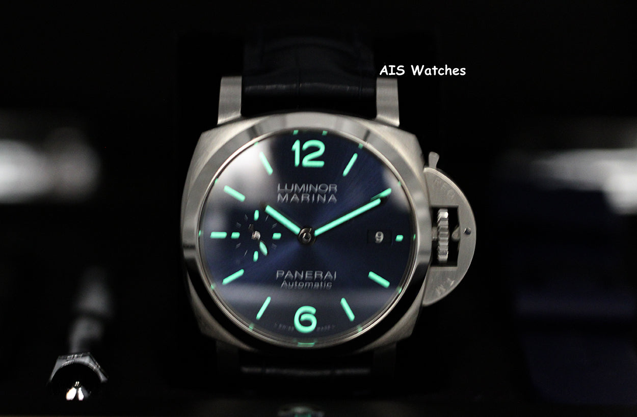 Panerai PAM 1393 Marina 1950 42 3 Days 42MM Blue Dial Box & Paper