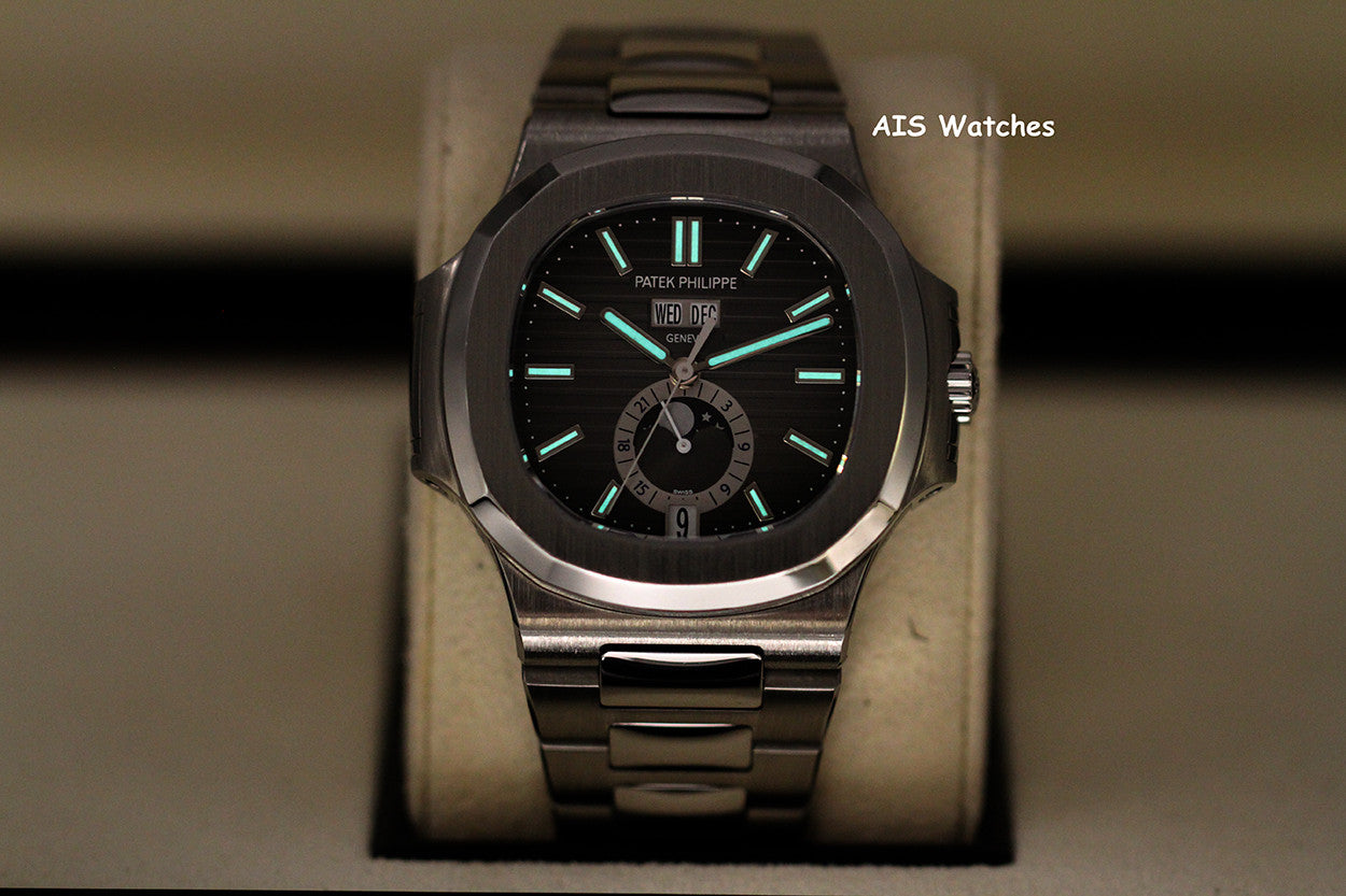 Patek Philippe Nautilus 5726/1a Annual Calendar 40.50MM SS 2017 B&P