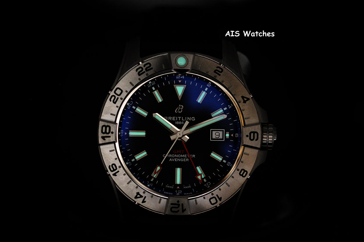 BNIB Breitling Avenger Automatic GMT A32320101B1X1 Black Dial Strap SS 44MM B&P