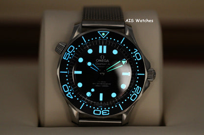 Omega Seamaster 300 Diver No Date 210.30.42.20.01.010 42MM Mesh Bracelet B&P