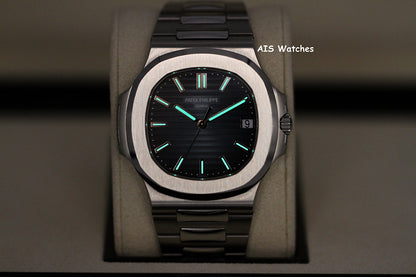 Patek Philippe Nautilus 5711/1A Blue Dial Stainless Steel with Box