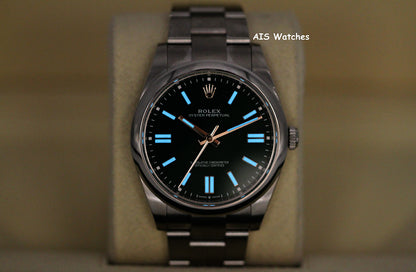 Rolex 124300 Oyster Perpetual 41 MM Green Dial 2023 Box & Papers