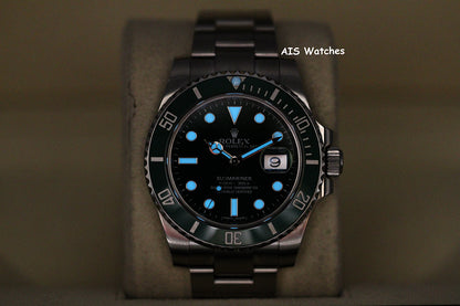 Rolex Submariner 116610LV HULK Green Dial and Ceramic Bezel 2016 Box & Paper