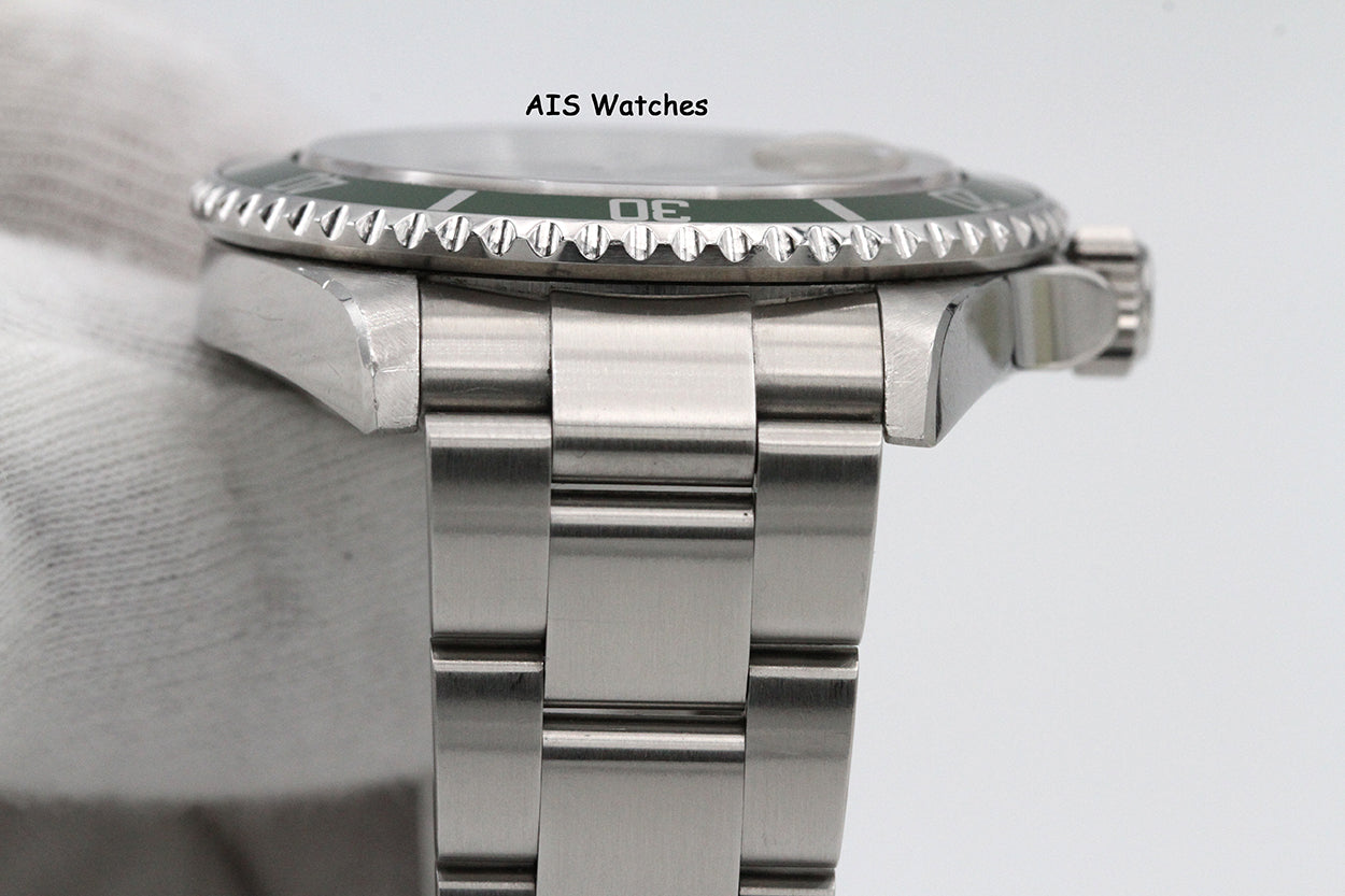 Rolex Submariner 16610LV 50th Anniversary Kermit Z Serial RSC/ Box & Papers