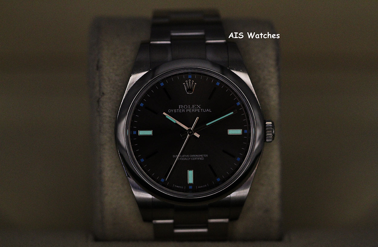 Rolex 114300 Oyster Perpetual 39MM Rhodium Dial 2018 Box & Papers