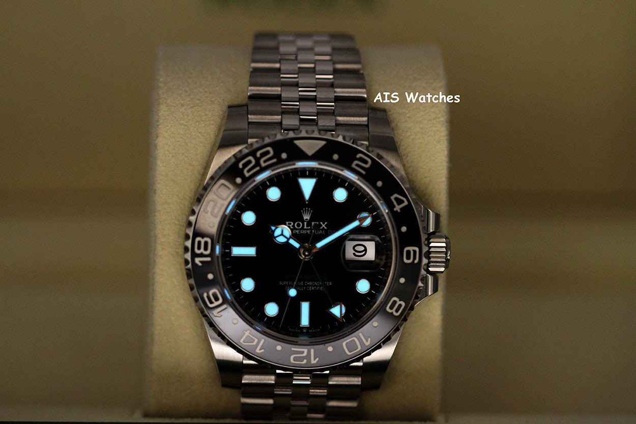 BNIB Rolex GMT Master II 126710GRNR Jubilee Black / Grey Bezel Bruce Wayne B&P