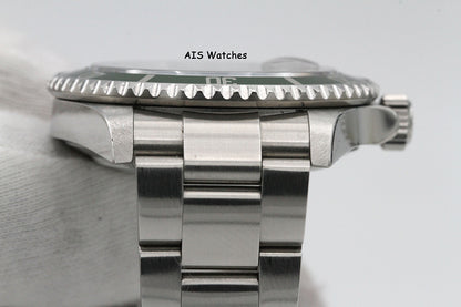 Rolex Submariner 16610LV 50th Anniversary Kermit D Serial Box & Papers