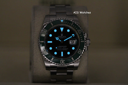 Rolex Submariner 116610LV HULK Green Dial and Ceramic Bezel 2016 Box & Paper