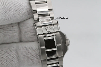 Rolex YachtMaster 16622 Platinum Dial D Serial Box & Papers