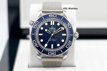 Omega Seamaster 300 Diver 007 James Bond 60th 210.30.42.20.03.002 42MM B&P