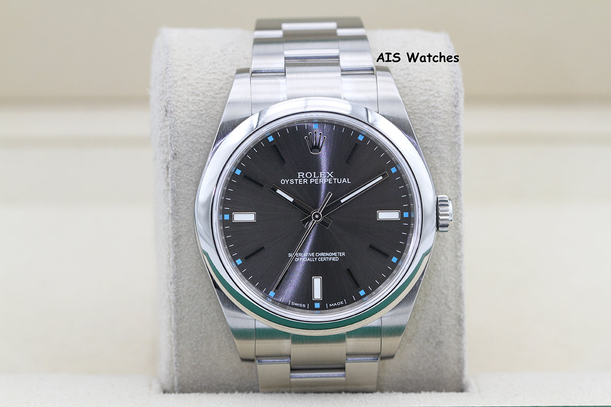 Rolex 114300 Oyster Perpetual 39MM Rhodium Dial 2018 Box & Papers