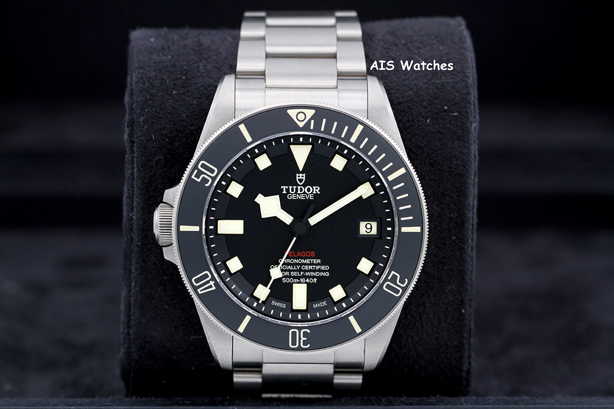Tudor 25610TNL Pelagos Titanium LHD 42MM Box & Papers