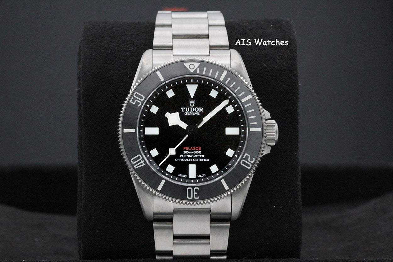 Tudor Pelagos 39MM 25407N Black Dial Titanium Box & Papers