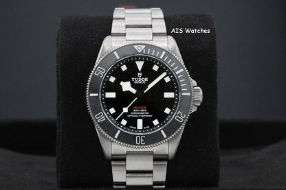 Tudor Pelagos 39MM 25407N Black Dial Titanium Box & Papers