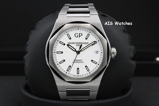 Girard-Perregaux Laureato 81010-11-131-11A White Dial 42MM Box & Paper