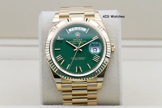 BNIB Rolex 228238 DayDate 40MM DD40 Yellow Gold Green Roman Dial B&P