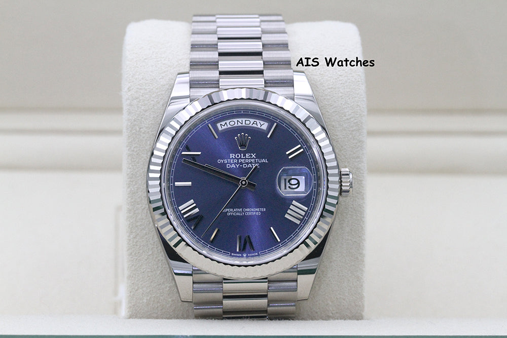 BNIB Rolex 228239 DayDate 40MM DD40 White Gold Blue Roman Dial