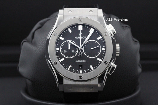 BNIB Hublot Classic Fusion 541.NX.1171.LR Chronograph Titanium Black Dial 42MM