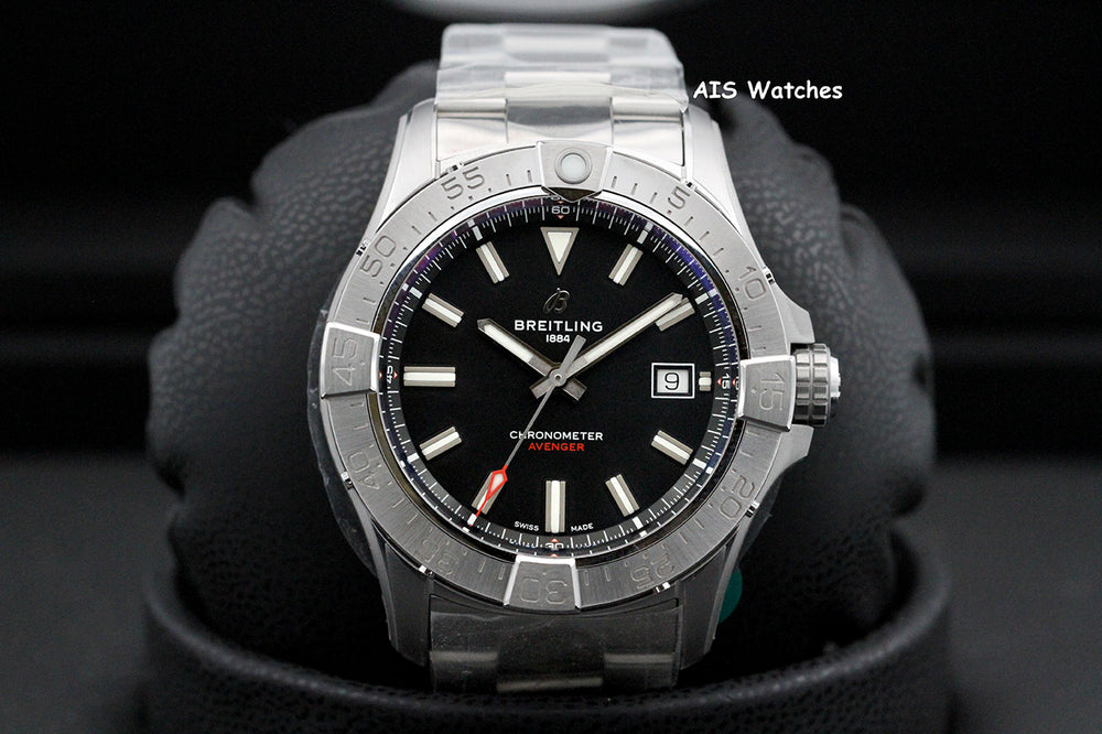 BNIB Breitling Avenger Automatic A17328101B1A1 Black Dial Bracelet SS 42MM B&P