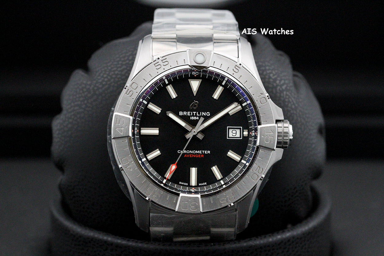 BNIB Breitling Avenger Automatic A17328101B1A1 Black Dial Bracelet SS 42MM B&P