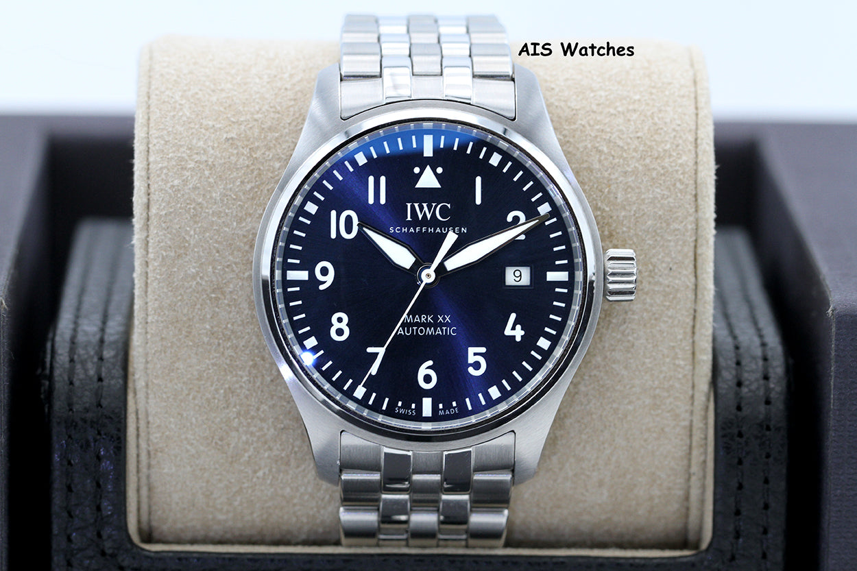IWC Schaffhausen IW328204 Pilot's Watch Mark XX 40MM Blue Dial SS Bracelet 2025 B&P